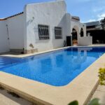 Villa Amandine. Chalet en alquiler en Ametlla de Mar.